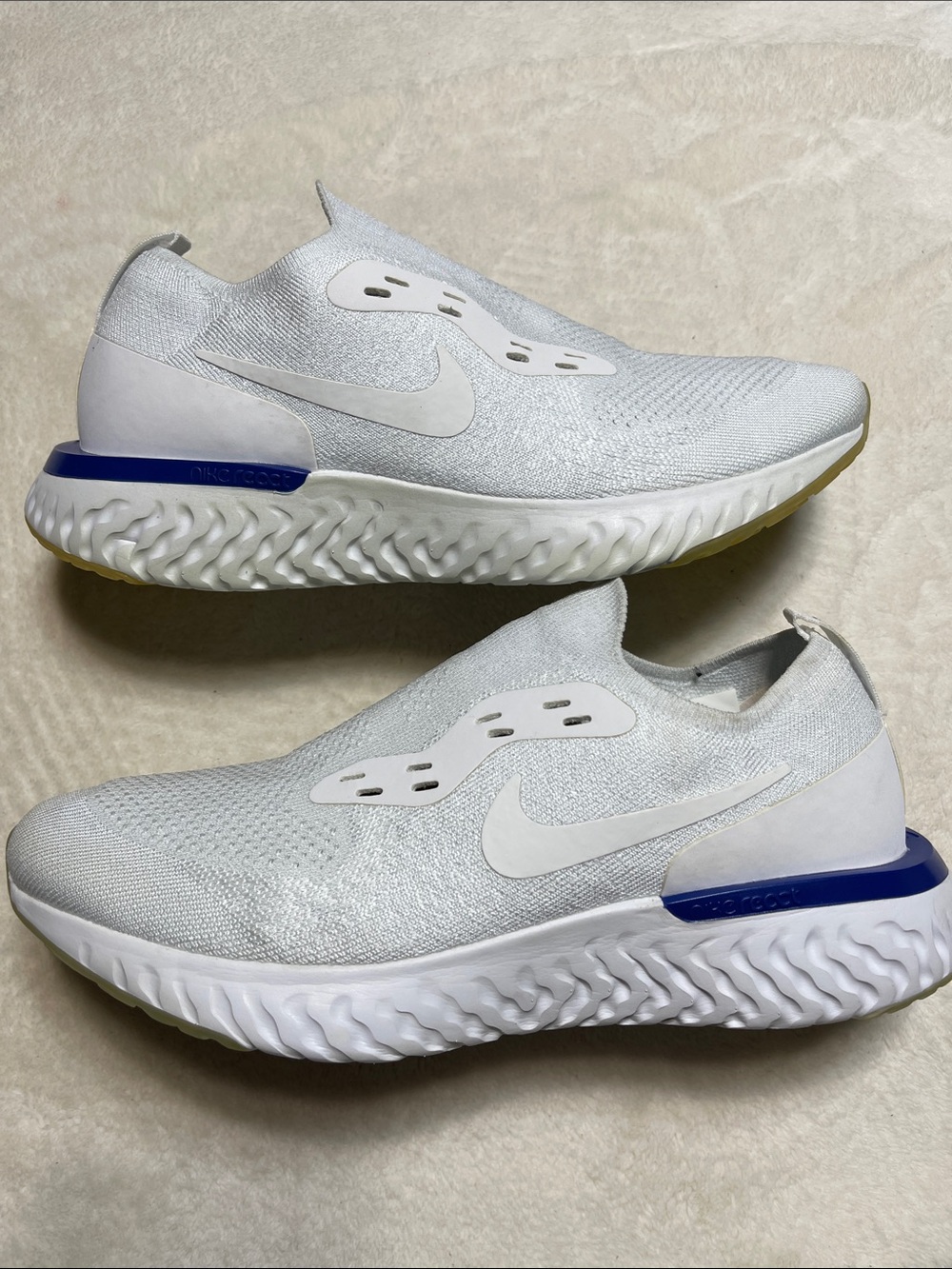 Nike React White Slip-On Athletic Sneakers with Blue Accent Size 8.5 Men’s